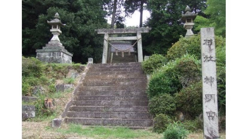 上地八幡宮の近隣の神社の竜泉寺神明宮